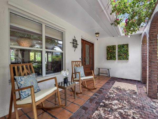 Naples Vacation Home With Private Pool Short Walk To Beach